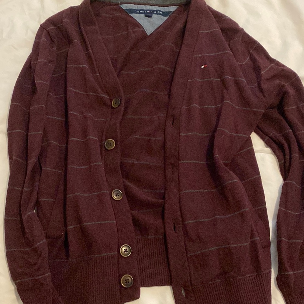Maroon button up cardigan with two front pockets